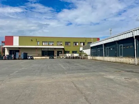 Entrepôt de 4000 m² à louer à Jodoigne
