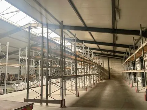 Entrepôt à louer à Perwez