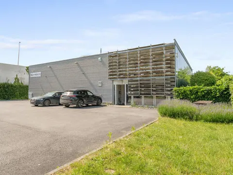 Entrepôt de 690 m² à louer à Grimbergen