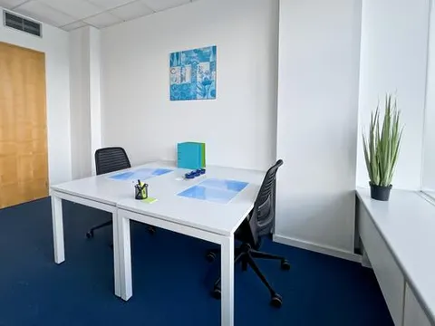 Atraktívne kancelárie so službami v budove Regus CBC Center